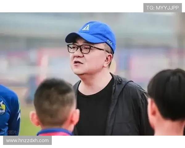 董路:国足战术不宜过于复杂 应简化为实用基础提高实战能力 董路:国足战术不宜过于复杂 应简化为实用基础提高实战能力